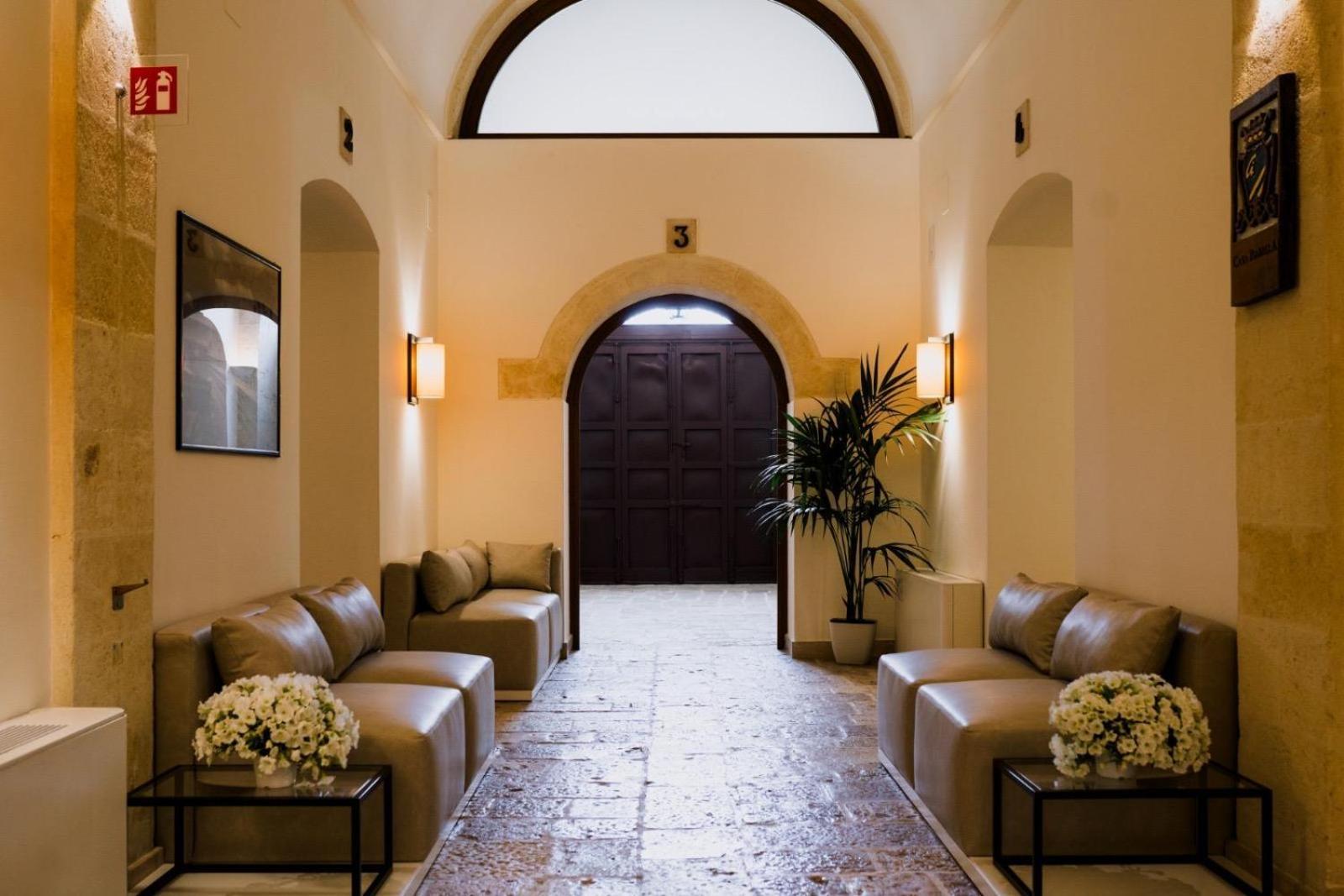 Casa Isabella Exclusive Hotel Мотола Екстериор снимка