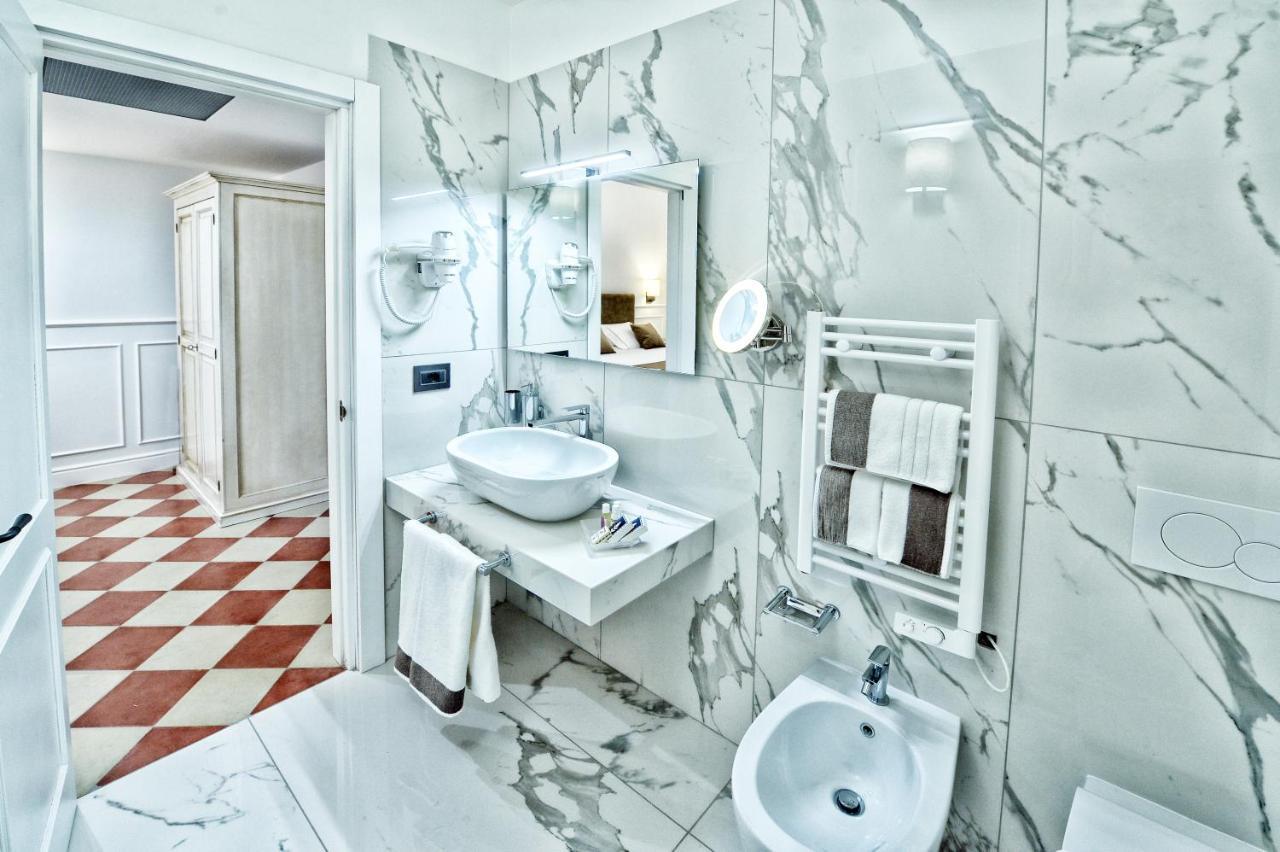 Casa Isabella Exclusive Hotel Мотола Екстериор снимка