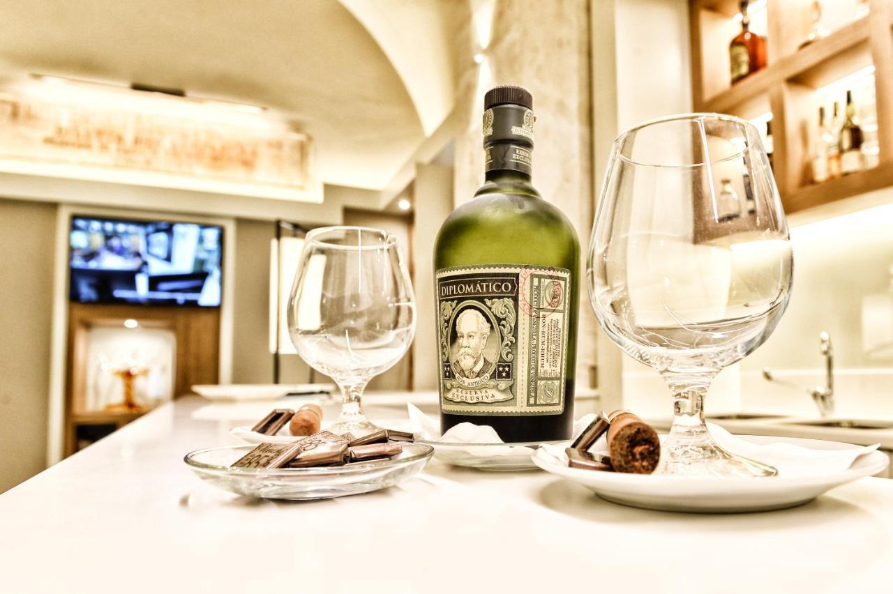 Casa Isabella Exclusive Hotel Мотола Екстериор снимка