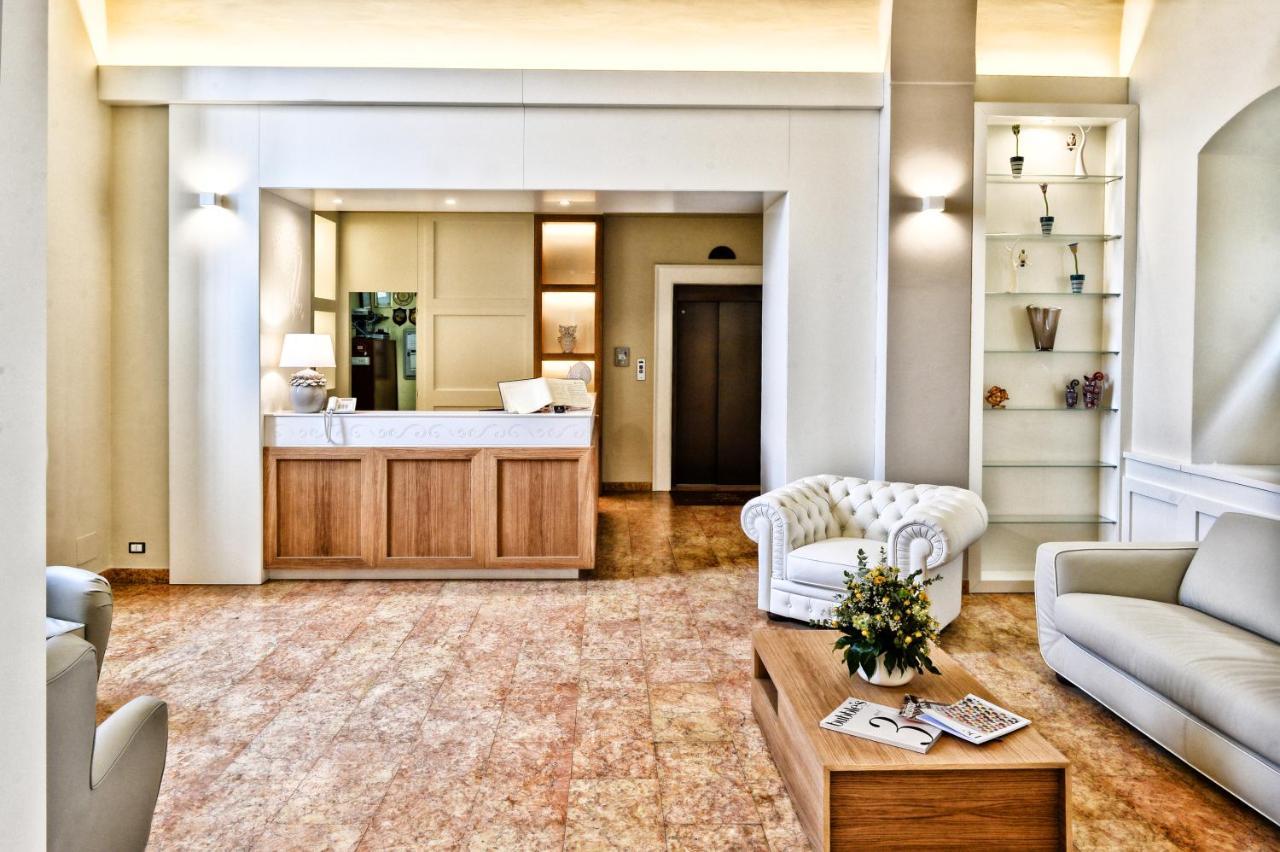 Casa Isabella Exclusive Hotel Мотола Екстериор снимка